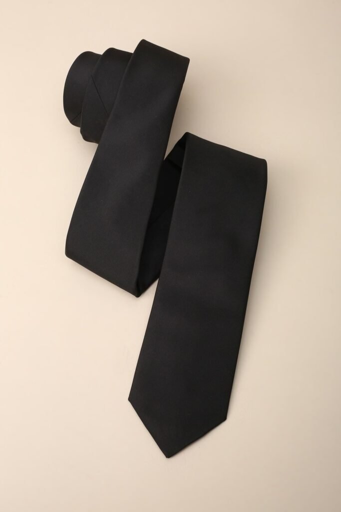 Men Black Solid Tie